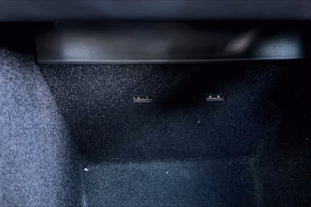 2020 Tesla Model 3 Standard Range Plus Image 27
