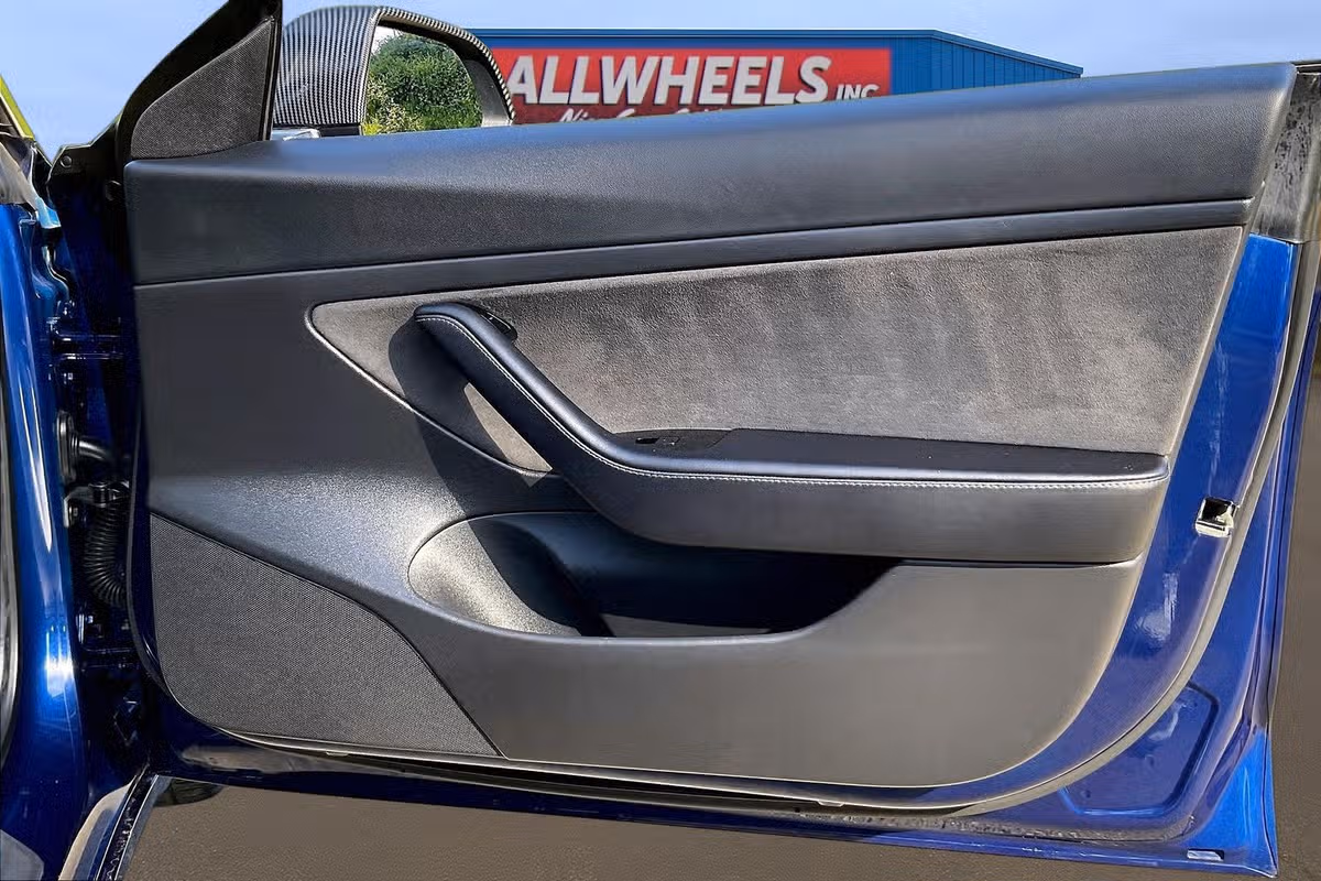 2020 Tesla Model 3 Standard Range Plus Image 19