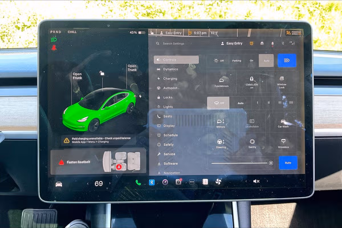 2020 Tesla Model 3 Standard Range Plus Image 26