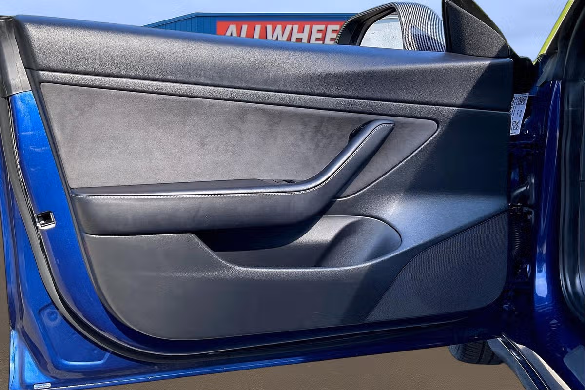 2020 Tesla Model 3 Standard Range Plus Image 18