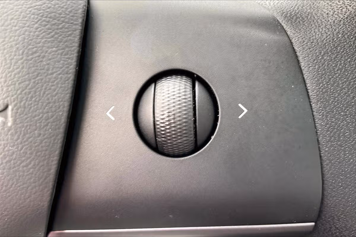 2020 Tesla Model 3 Long Range Image 17