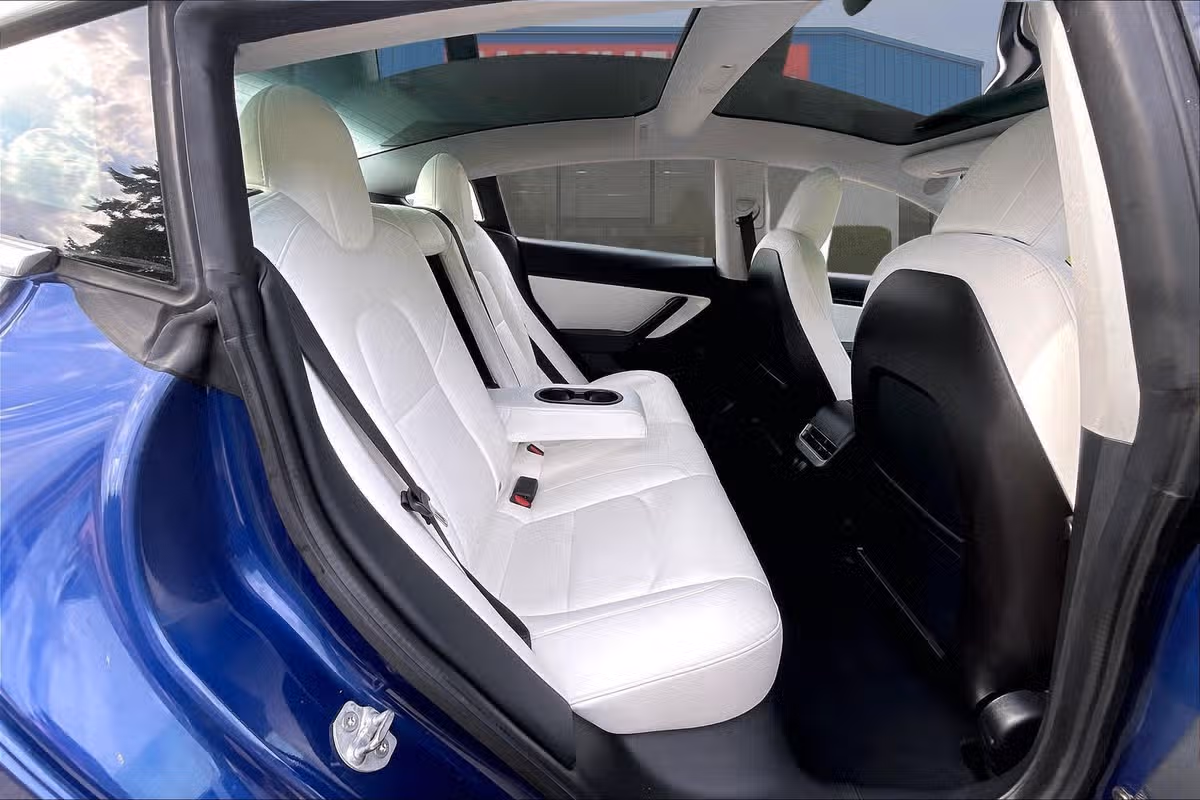 2020 Tesla Model 3 Long Range Image 24
