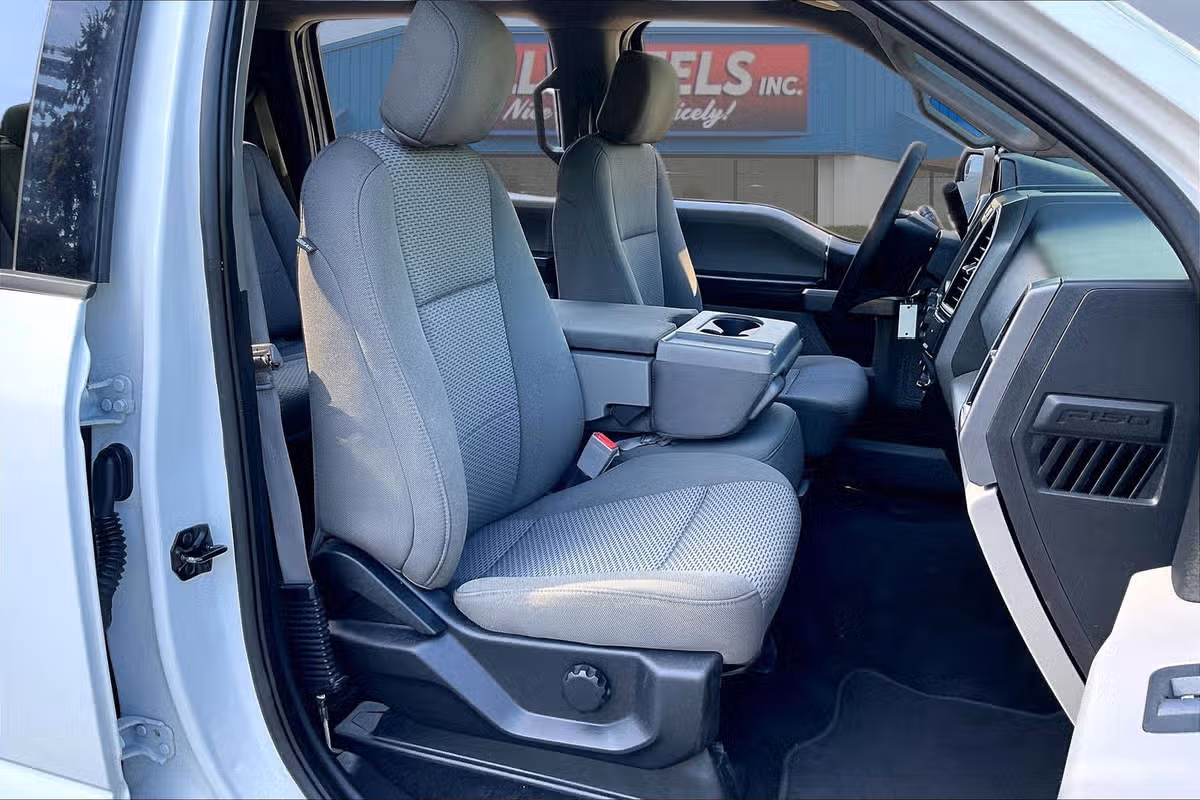 2019 Ford F-150 XLT SuperCrew Image 7