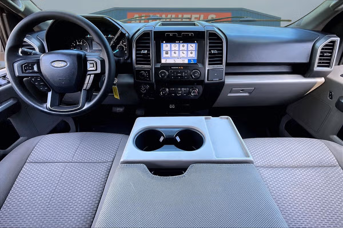 2019 Ford F-150 XLT SuperCrew Image 14