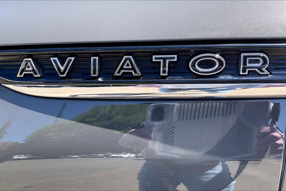 2022 Lincoln Aviator Black Label Image 8