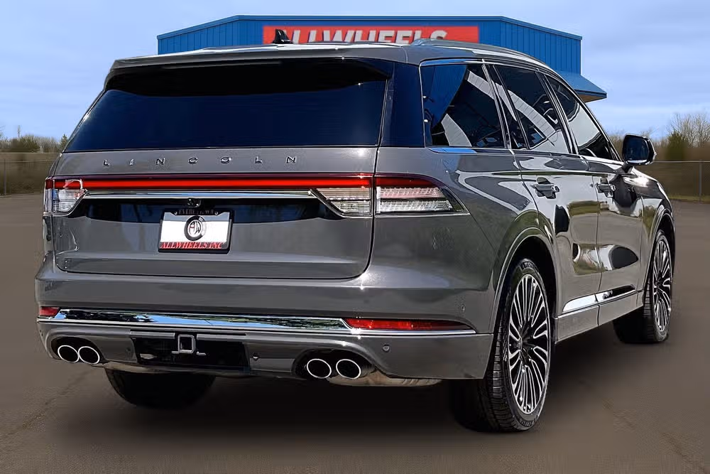 2022 Lincoln Aviator Black Label Image 12