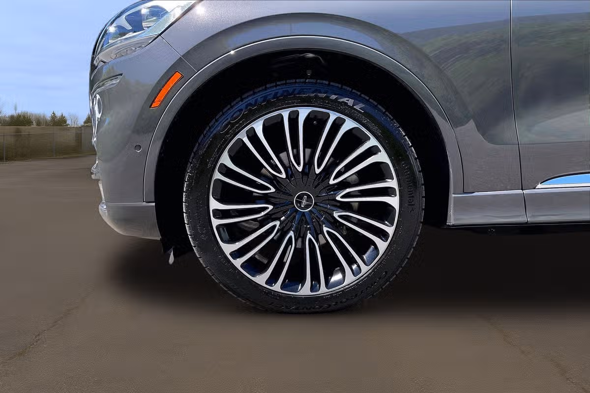 2022 Lincoln Aviator Black Label Image 9