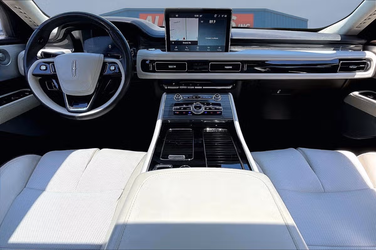 2022 Lincoln Aviator Black Label Image 15