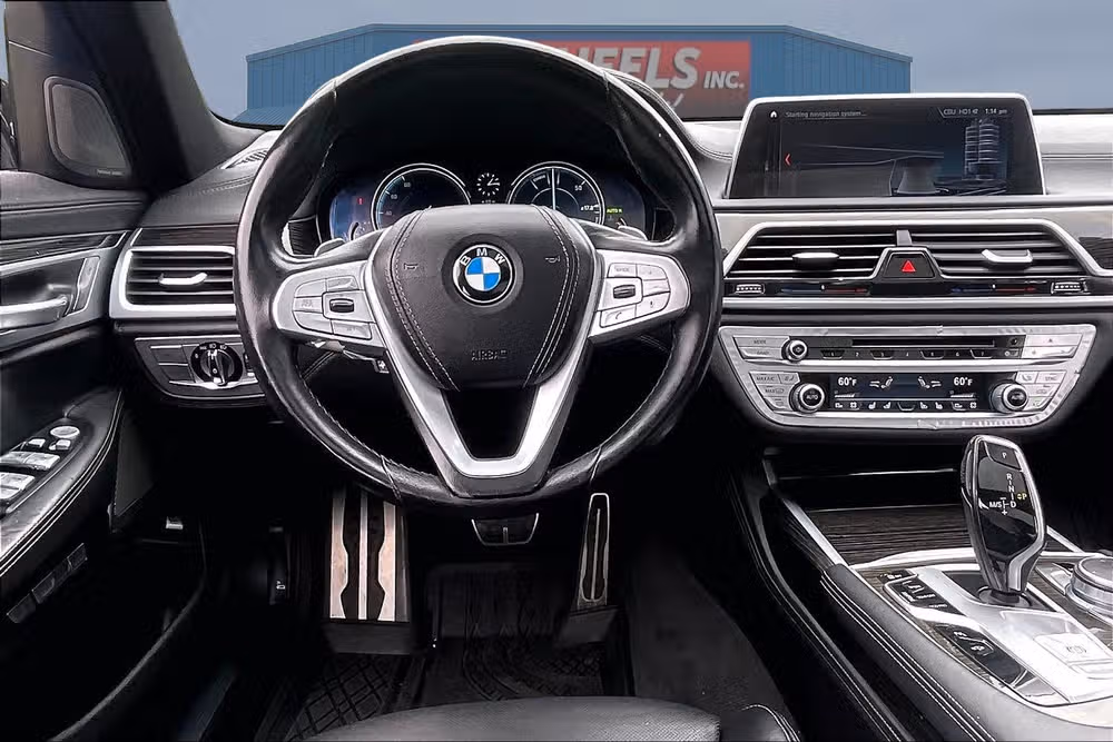 2018 BMW 7 Series 750i Image 5