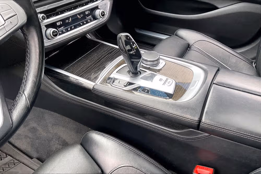 2018 BMW 7 Series 750i Image 13