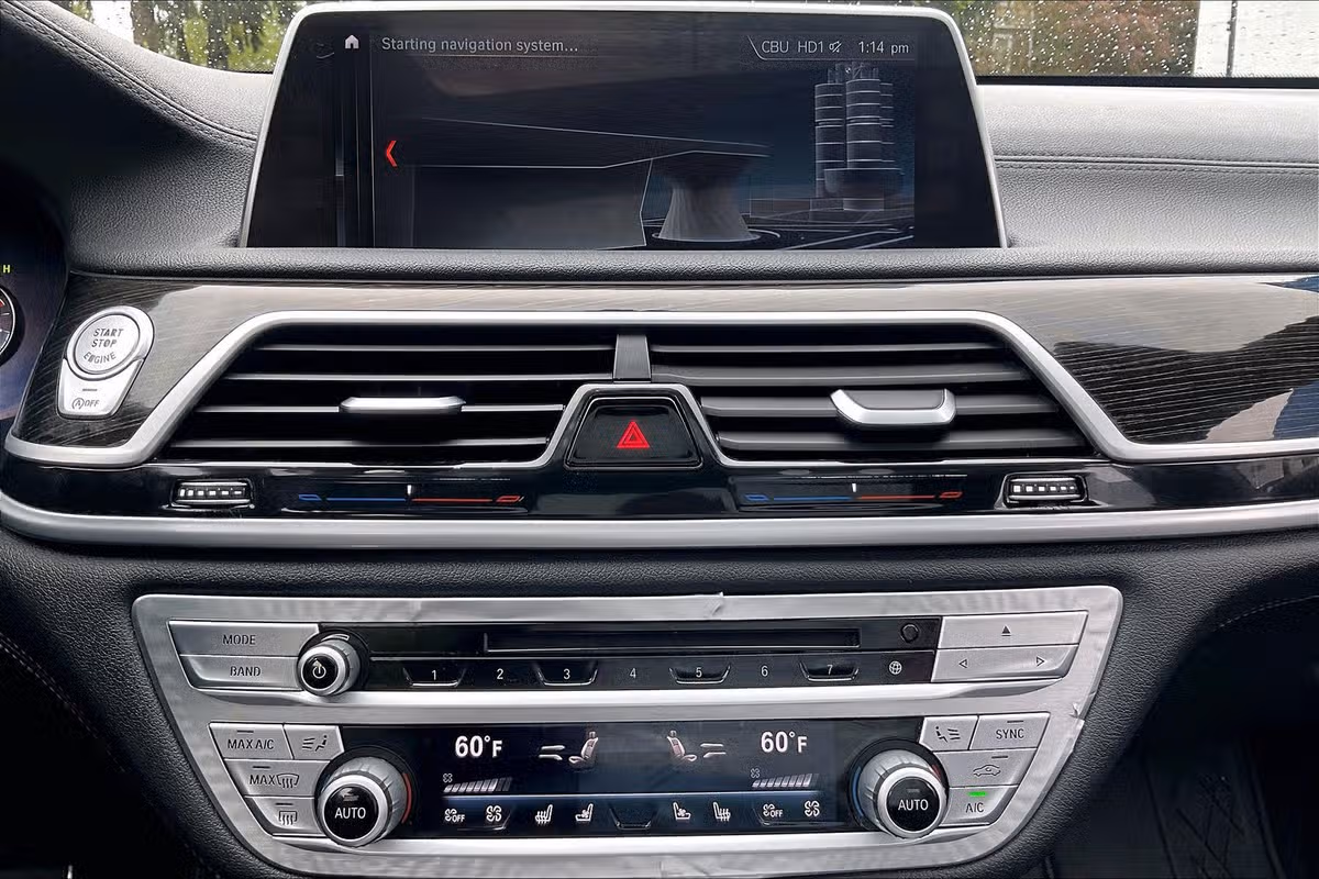 2018 BMW 7 Series 750i Image 29