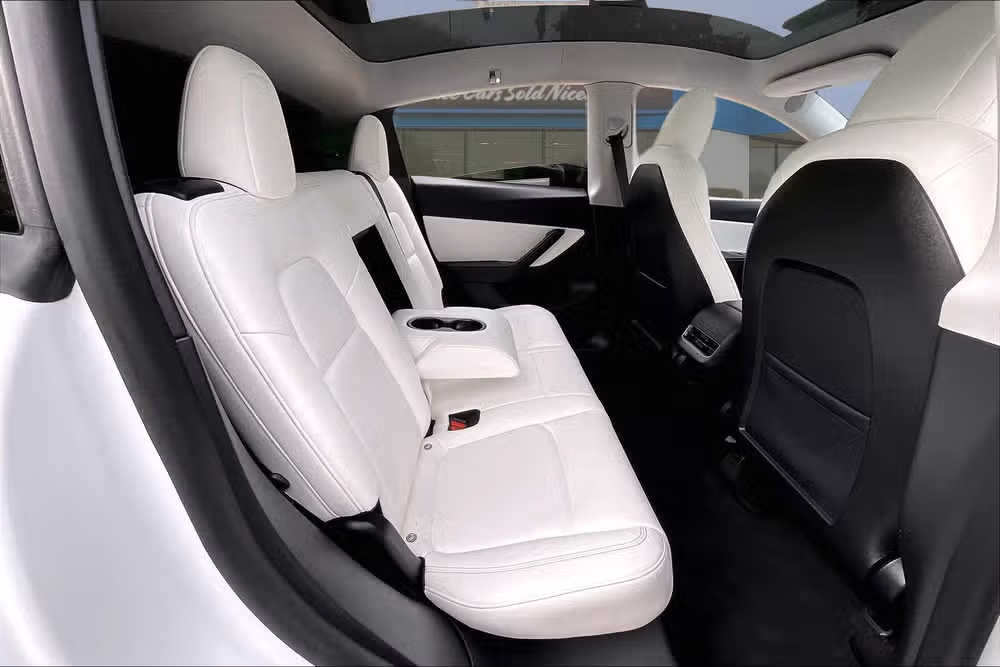 2020 Tesla Model Y Long Range Image 24