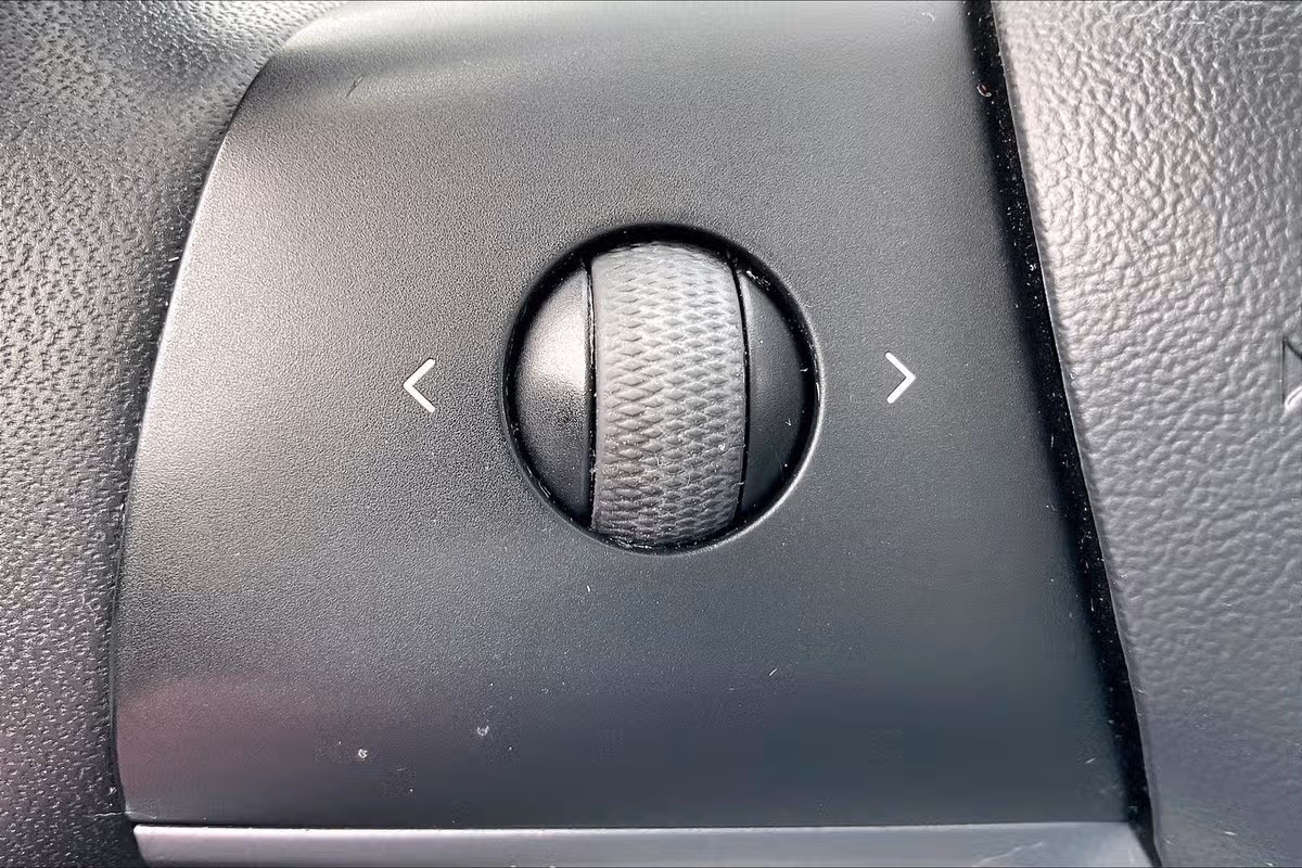2020 Tesla Model Y Long Range Image 16
