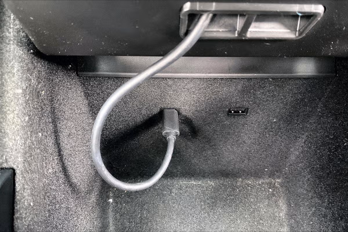 2020 Tesla Model Y Long Range Image 29