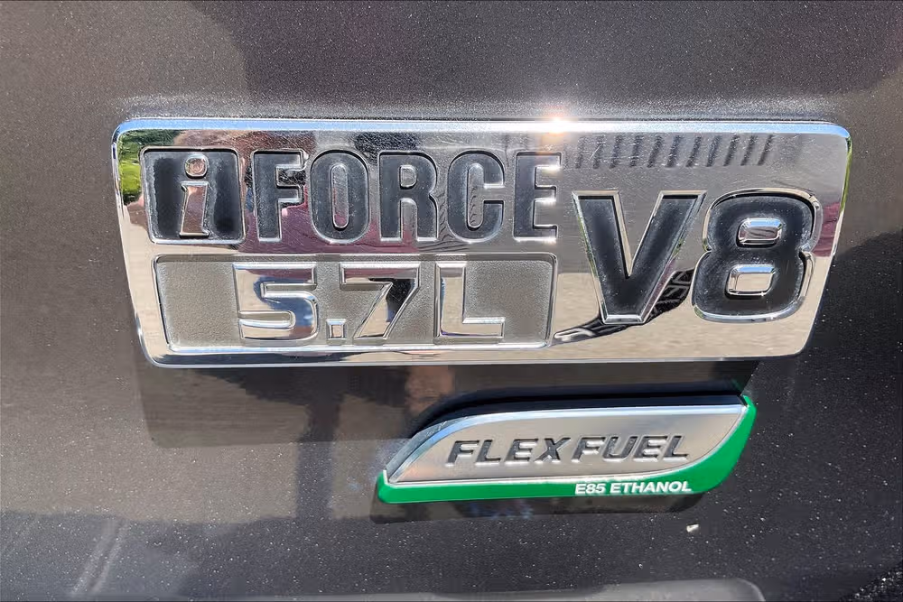 2013 Toyota Sequoia SR5 Image 8