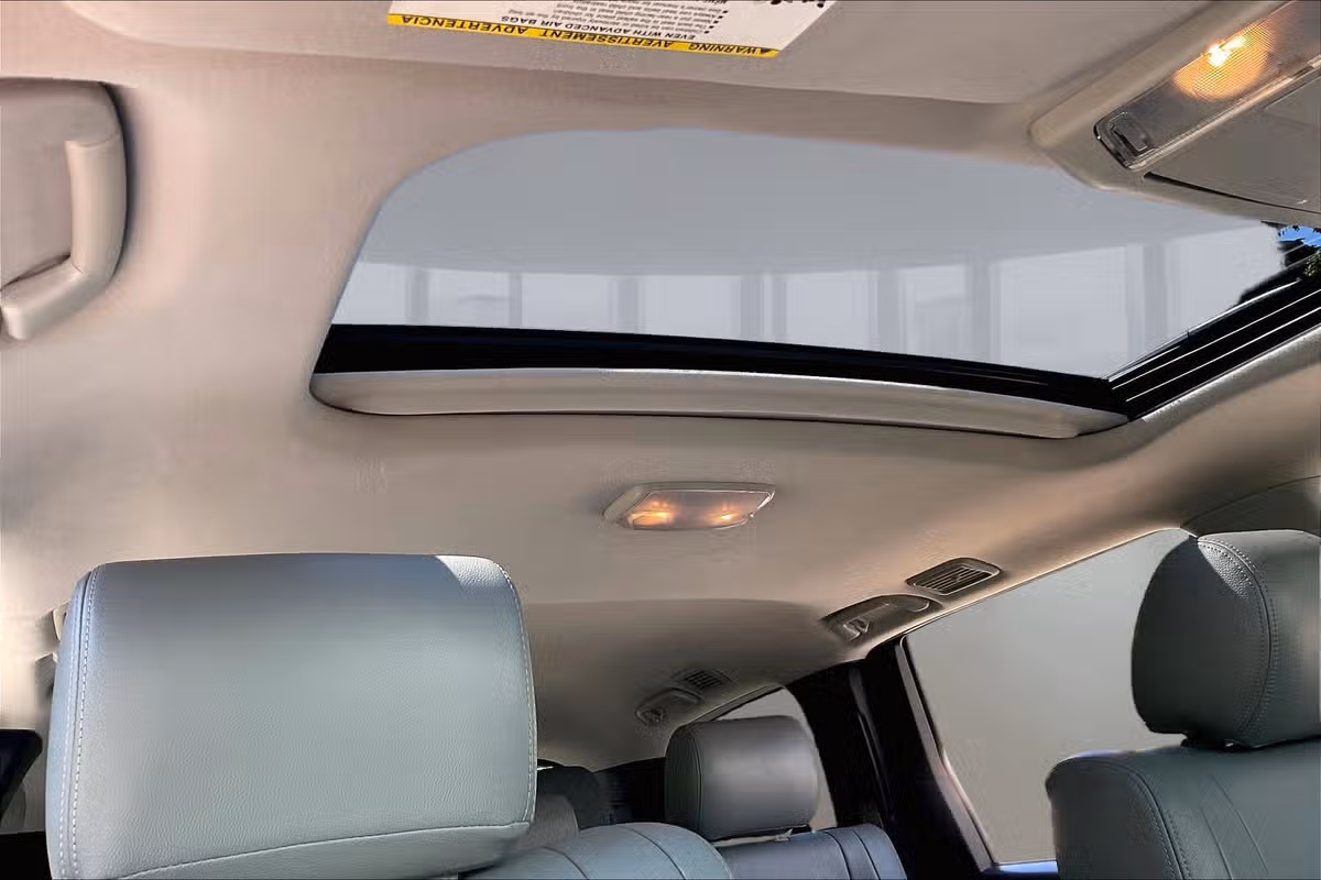 2013 Toyota Sequoia SR5 Image 20