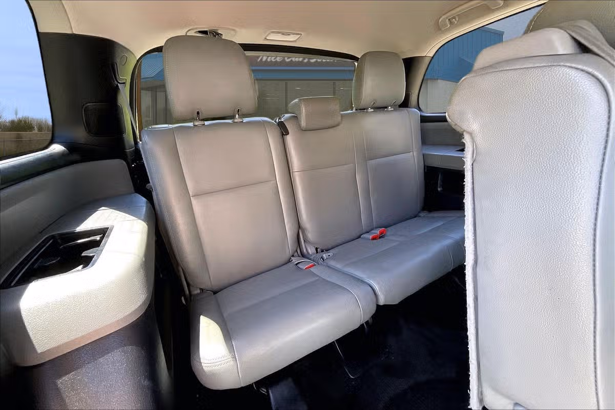 2013 Toyota Sequoia SR5 Image 26