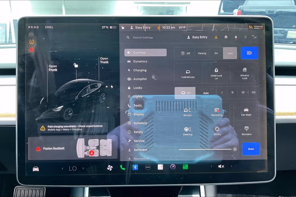 2019 Tesla Model 3 Mid Range Image 28