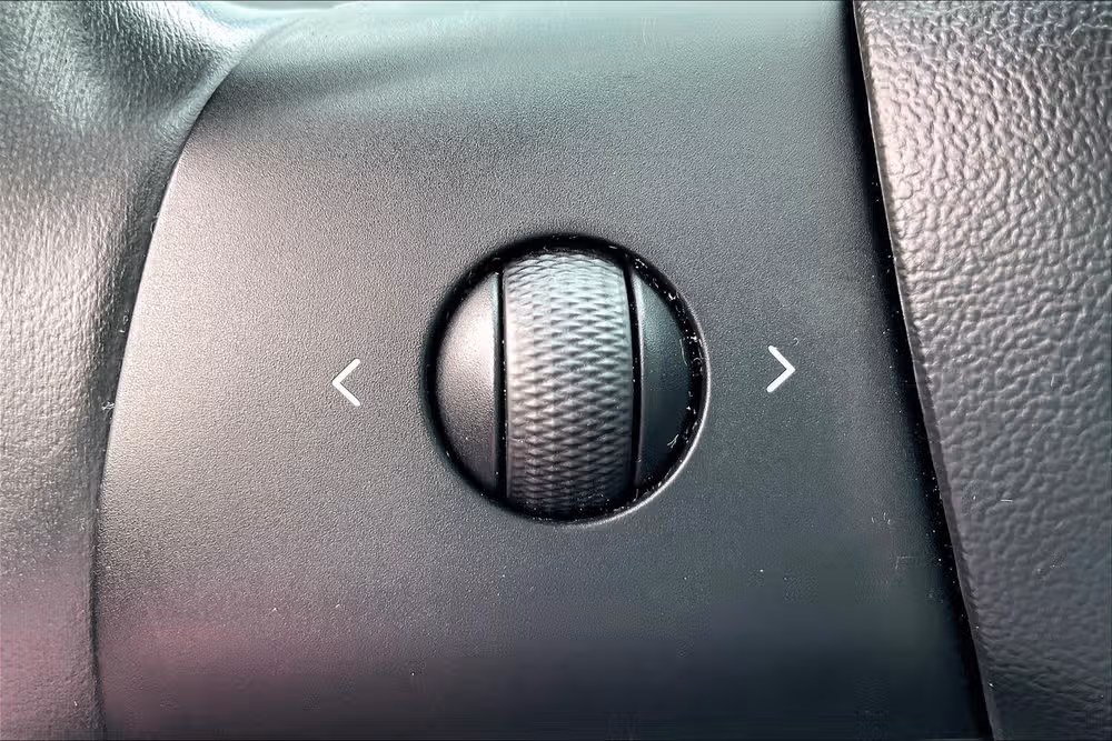 2019 Tesla Model 3 Mid Range Image 16