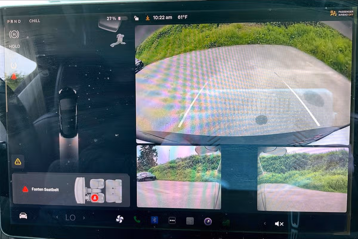 2019 Tesla Model 3 Mid Range Image 18