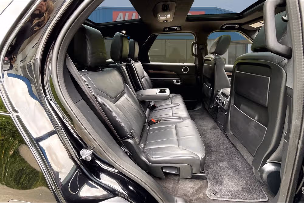 2019 Land Rover Discovery HSE Td6 Image 25