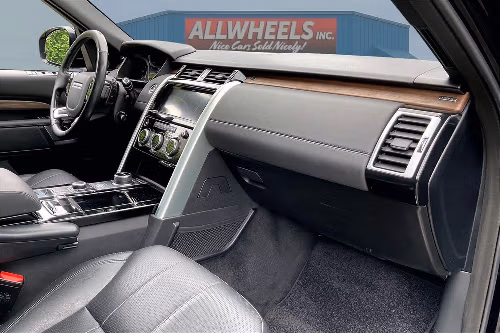 2019 Land Rover Discovery HSE Td6 Image 15