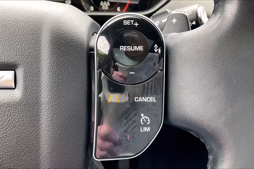 2019 Land Rover Discovery HSE Td6 Image 17