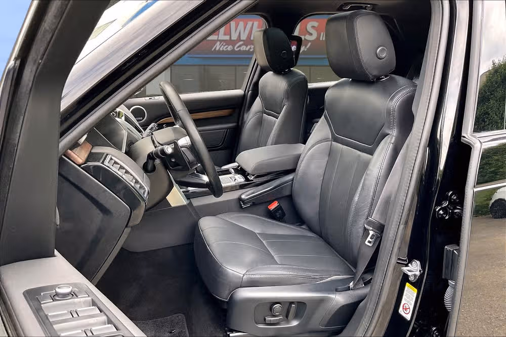 2019 Land Rover Discovery HSE Td6 Image 23