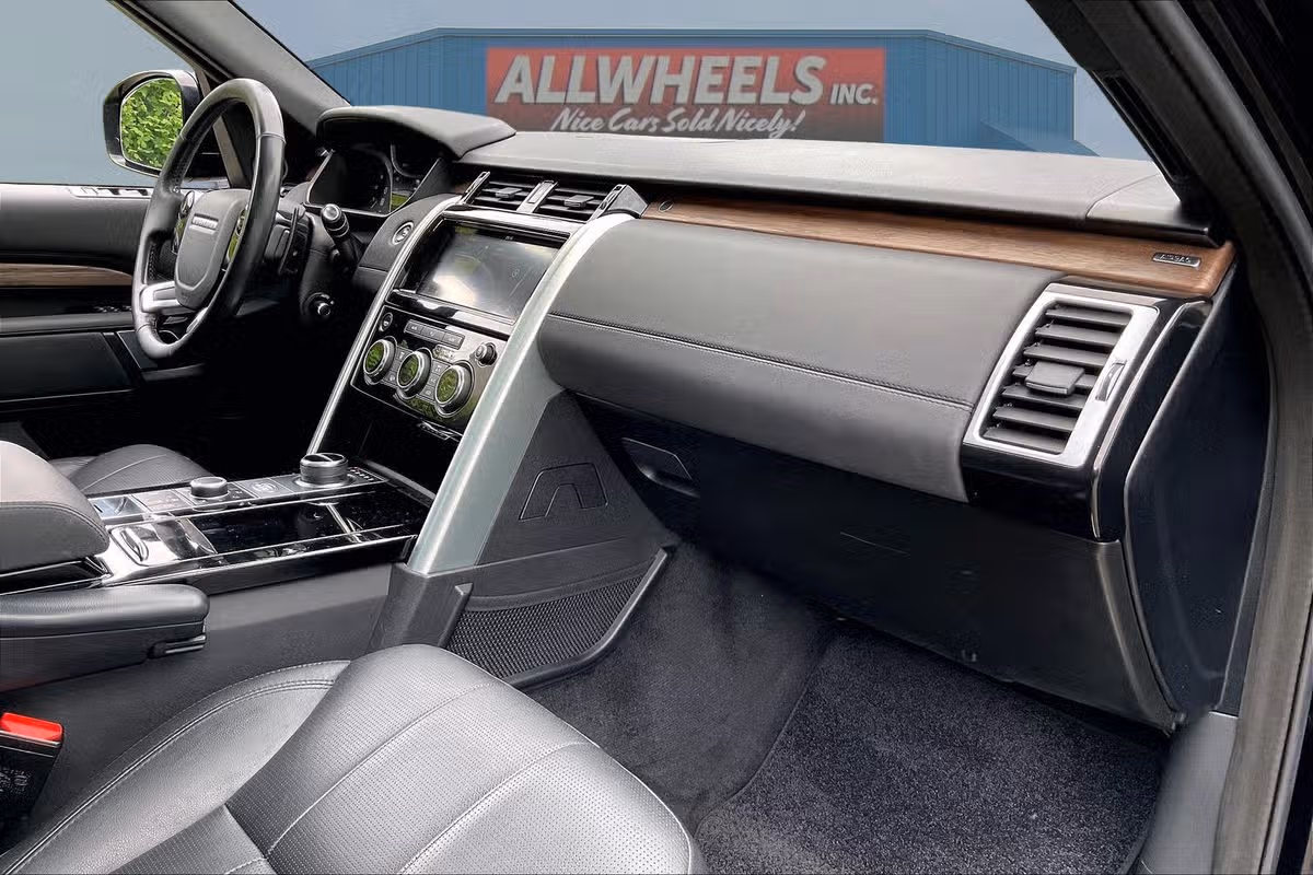 2019 Land Rover Discovery HSE Td6 Image 15