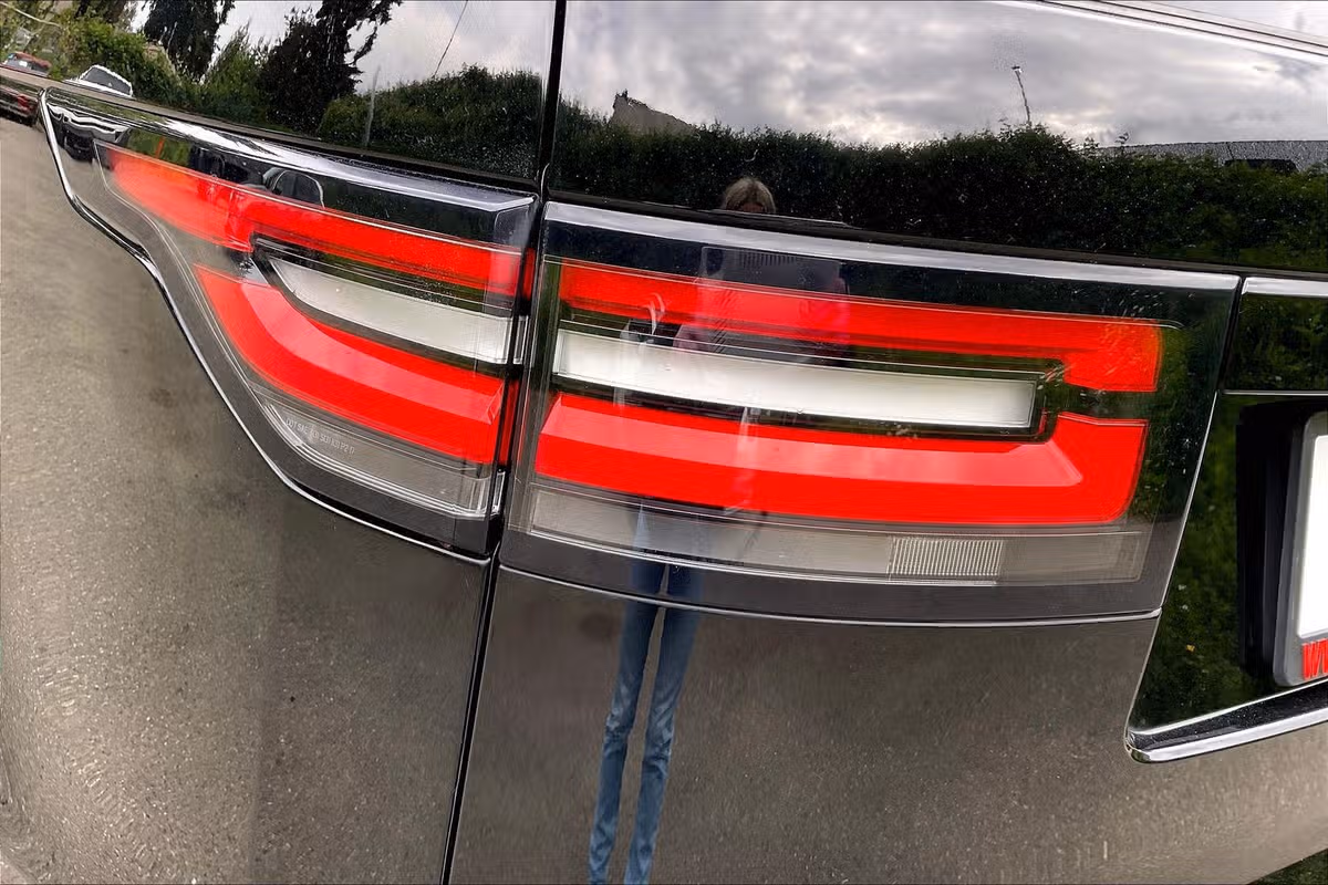2019 Land Rover Discovery HSE Td6 Image 28