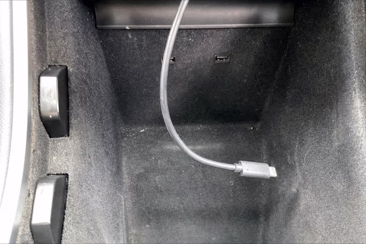 2020 Tesla Model 3 Performance Image 27