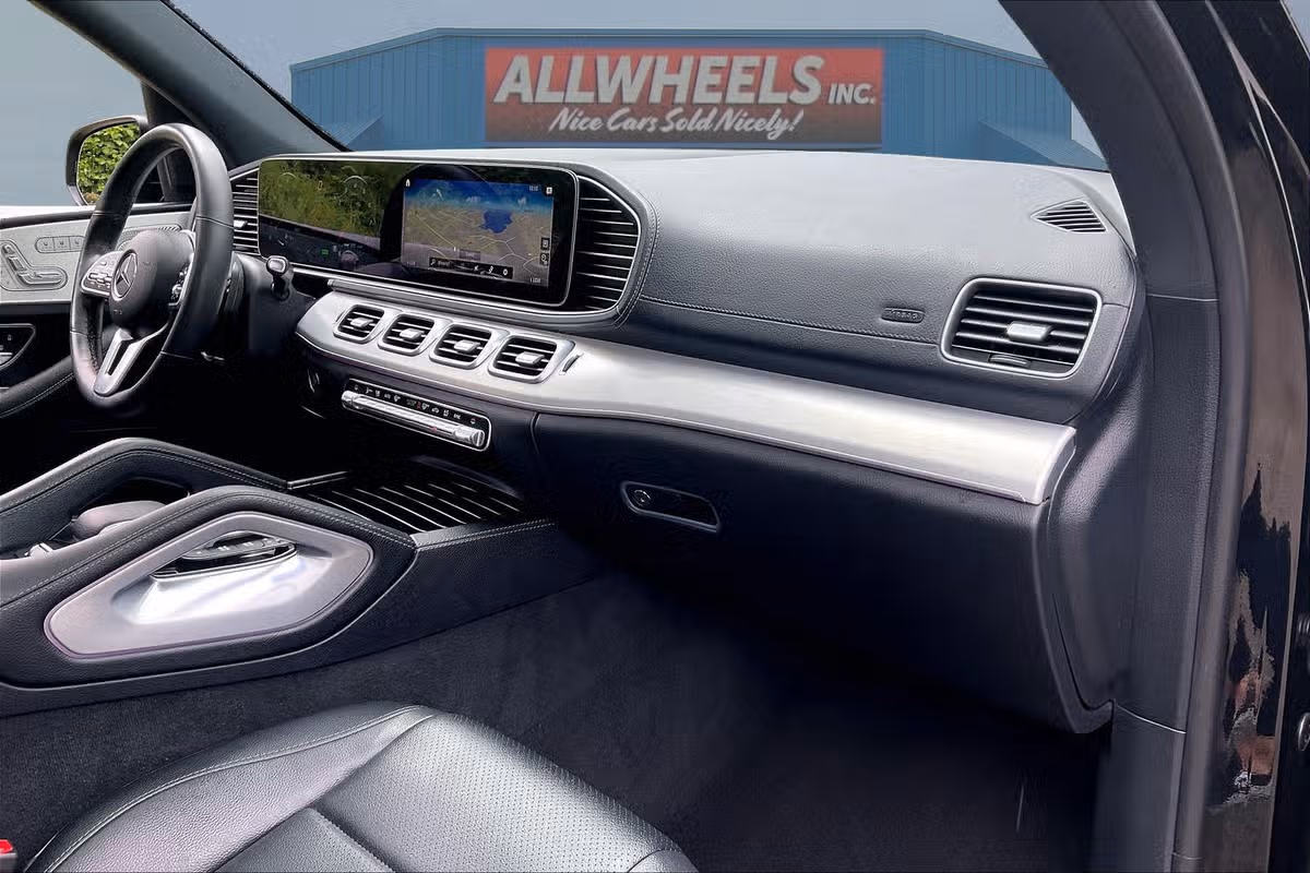 2022 Mercedes-Benz GLS GLS 450 Image 15