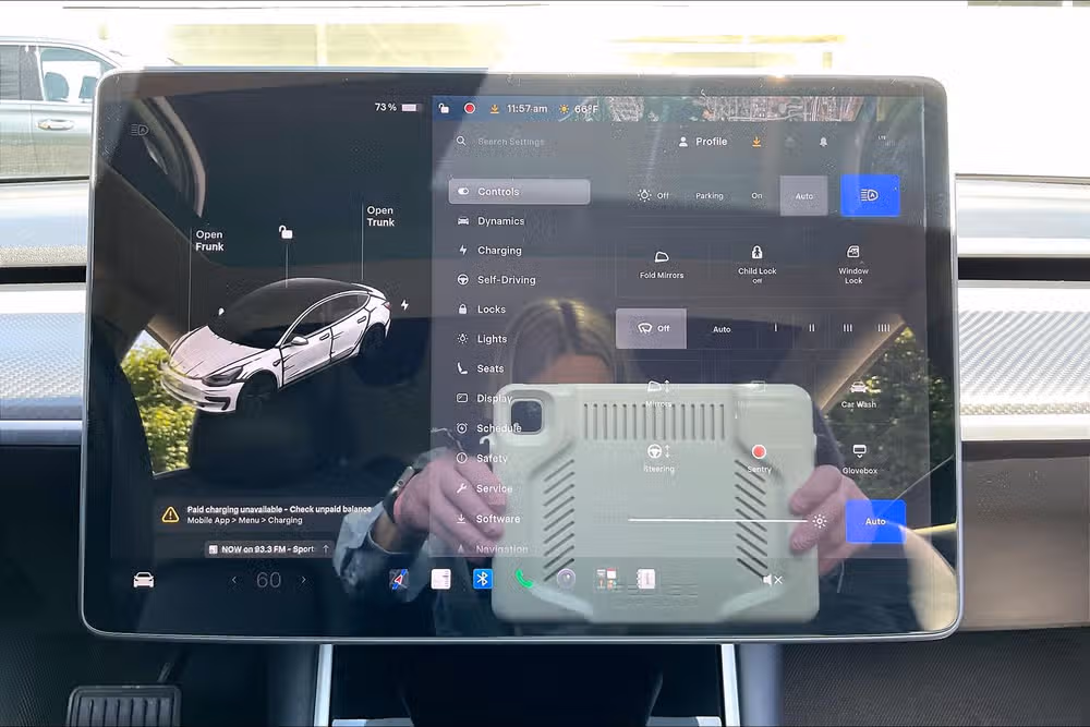 2020 Tesla Model 3 Standard Range Plus Image 28
