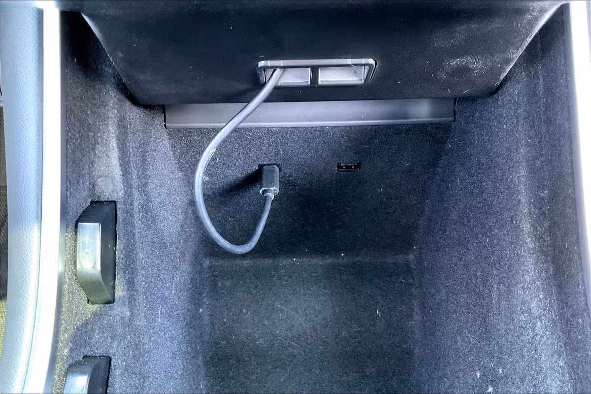 2020 Tesla Model 3 Standard Range Plus Image 29