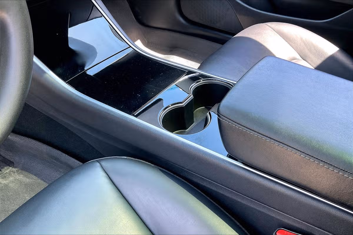 2020 Tesla Model 3 Standard Range Plus Image 13