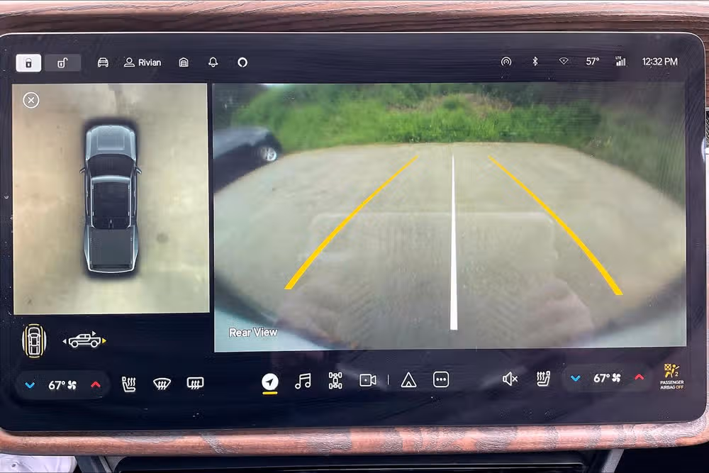 2022 Rivian R1T Adventure Crew Cab Image 19