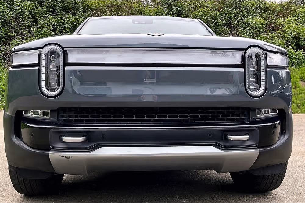 2022 Rivian R1T Adventure Crew Cab Image 26