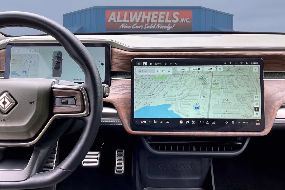 2022 Rivian R1T Adventure Crew Cab Image 6