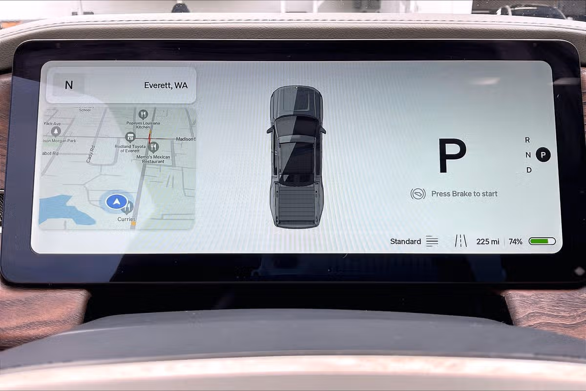 2022 Rivian R1T Adventure Crew Cab Image 18