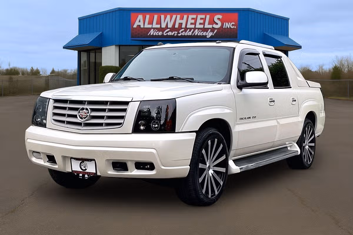 2005 Cadillac Escalade EXT Base Crew Cab Image 10