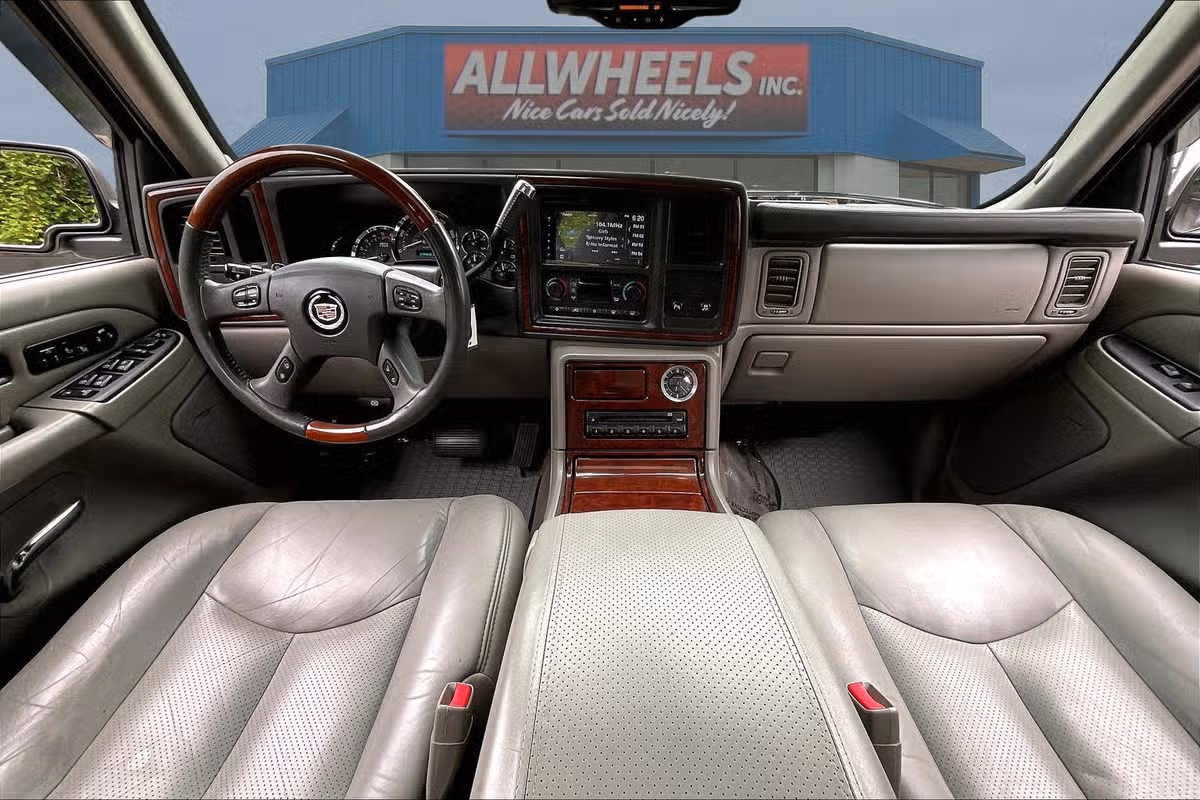2005 Cadillac Escalade EXT Base Crew Cab Image 14