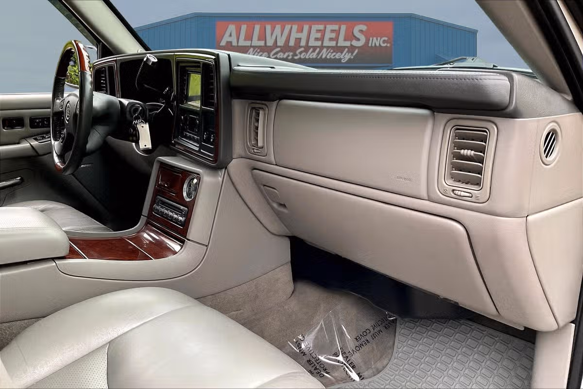2005 Cadillac Escalade EXT Base Crew Cab Image 15