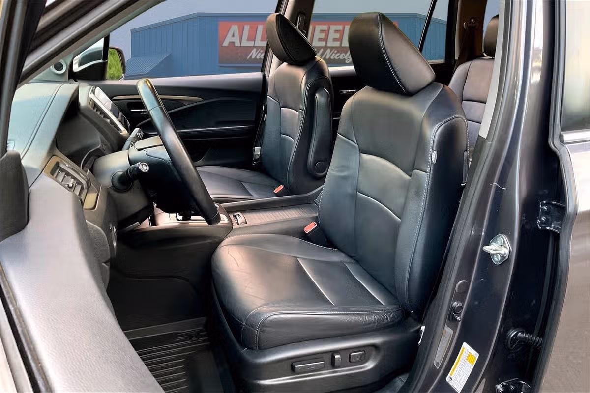 2018 Honda Pilot EX-L Image 23