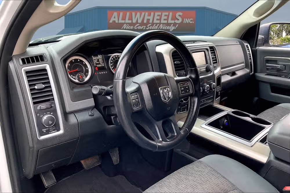 2015 Ram 1500 Big Horn Quad Cab Image 12
