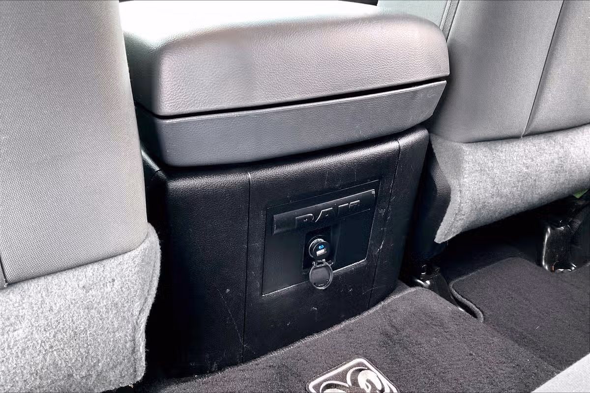 2015 Ram 1500 Big Horn Quad Cab Image 32