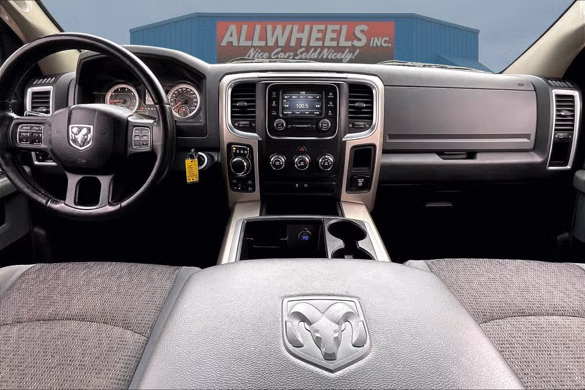 2015 Ram 1500 Big Horn Quad Cab Image 14