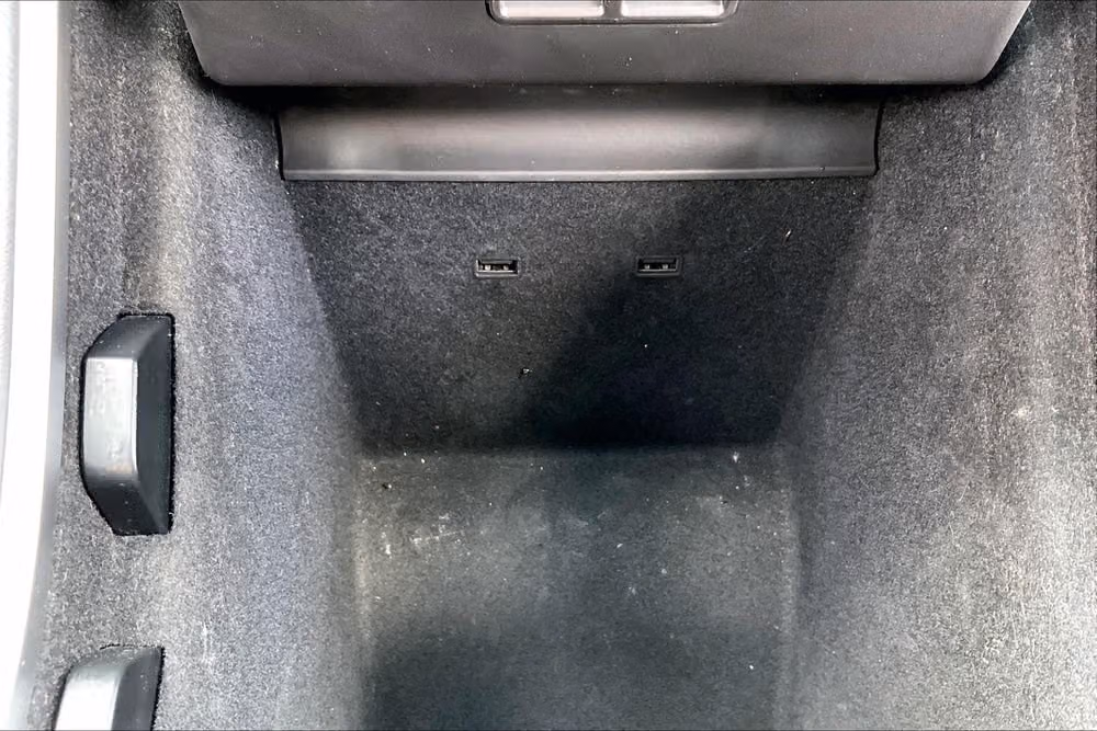 2018 Tesla Model 3 Performance Image 29
