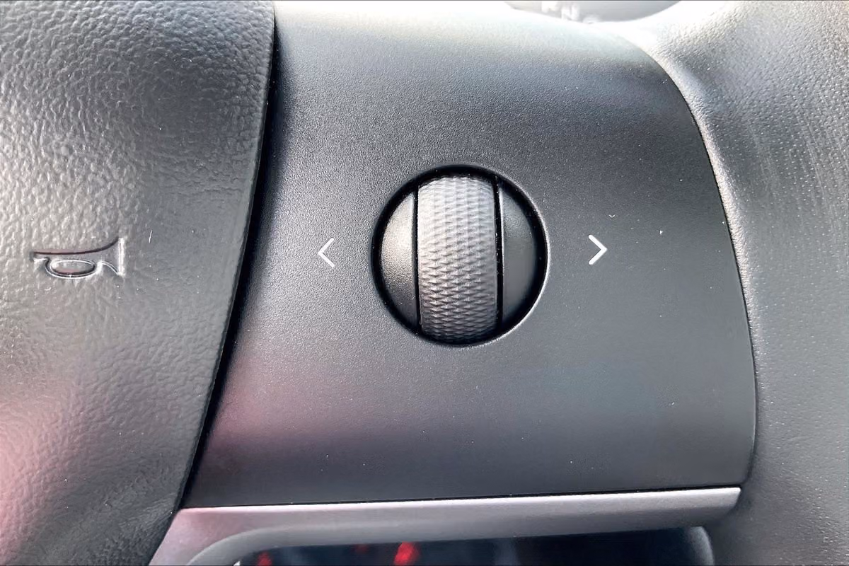 2018 Tesla Model 3 Performance Image 17
