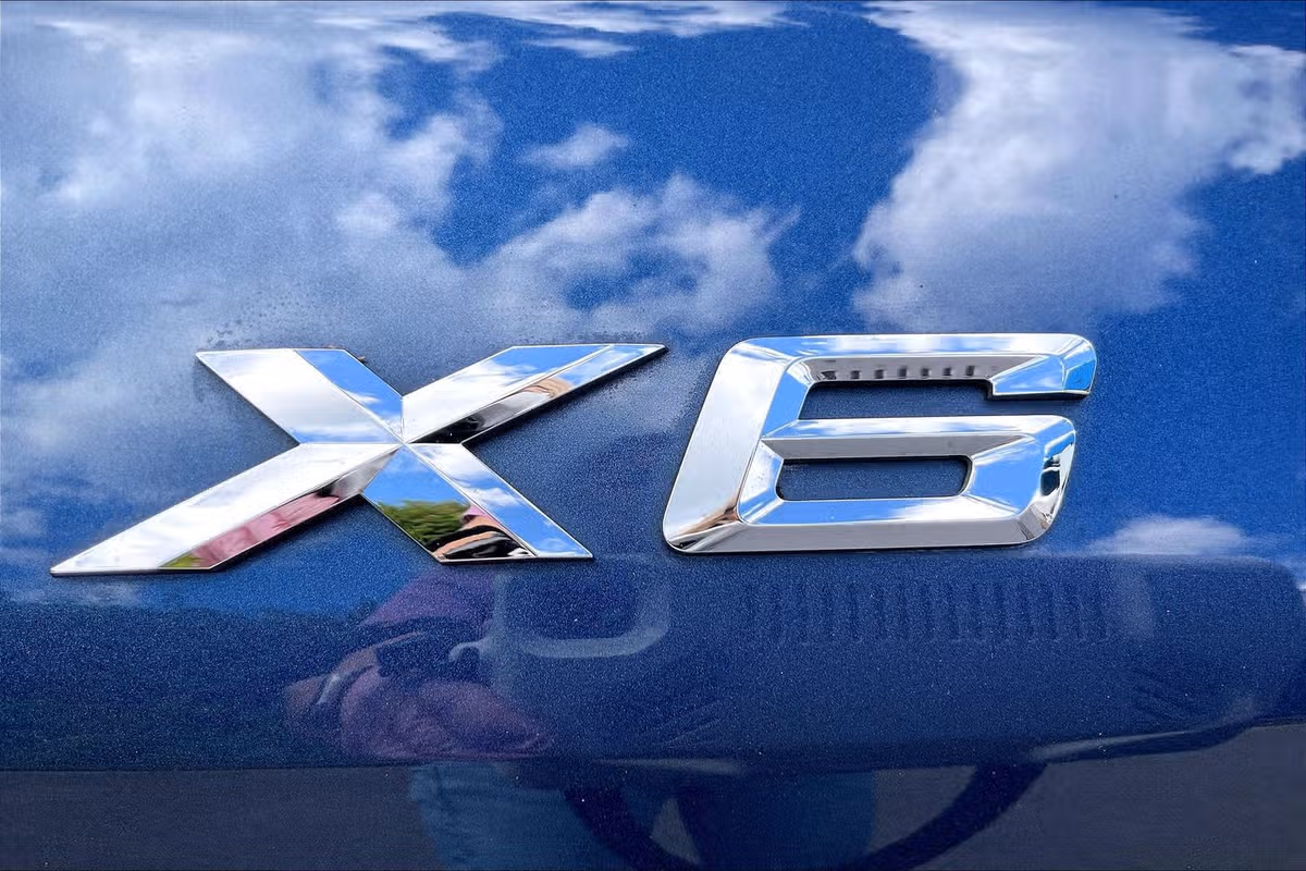 2021 BMW X6 xDrive40i Image 8