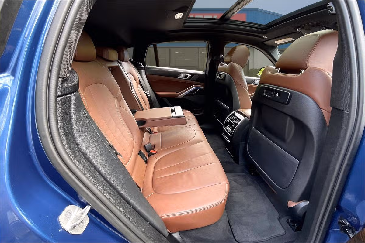 2021 BMW X6 xDrive40i Image 25